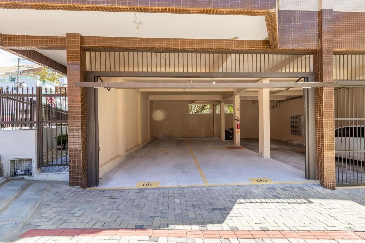A 50m Da De Apartamento